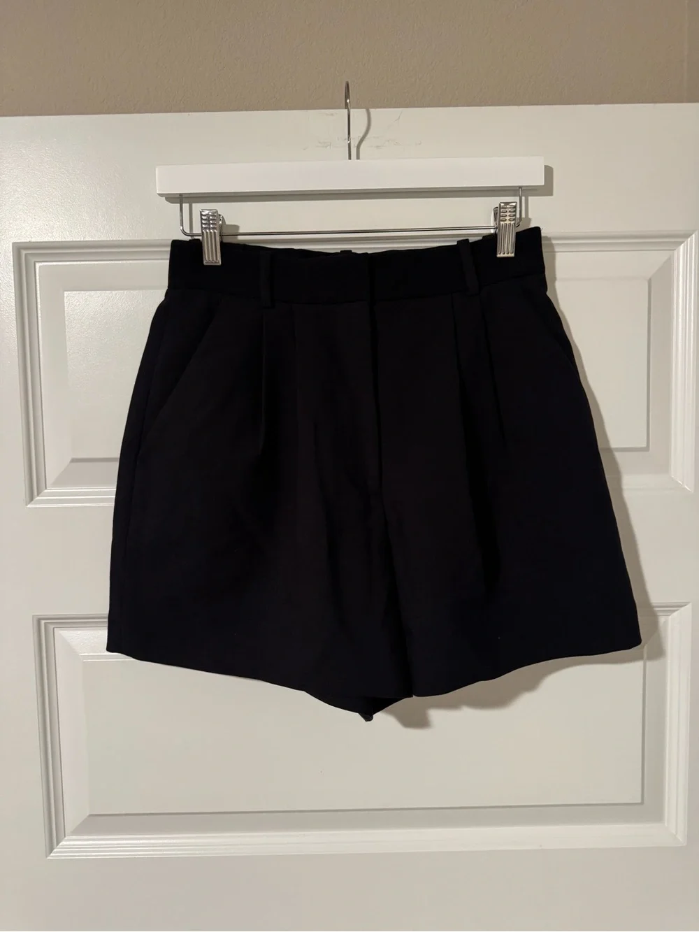 Abercrombie High-Waisted Black Women’s Shorts